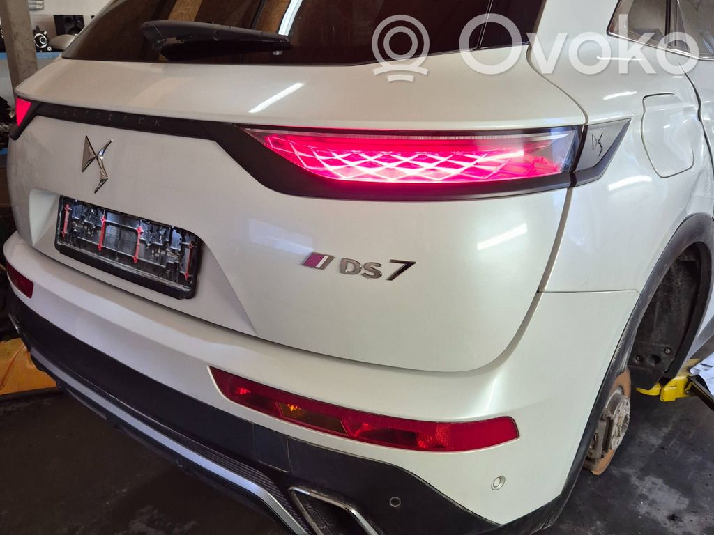 DS Automobiles 7 Crossback Takavalot 