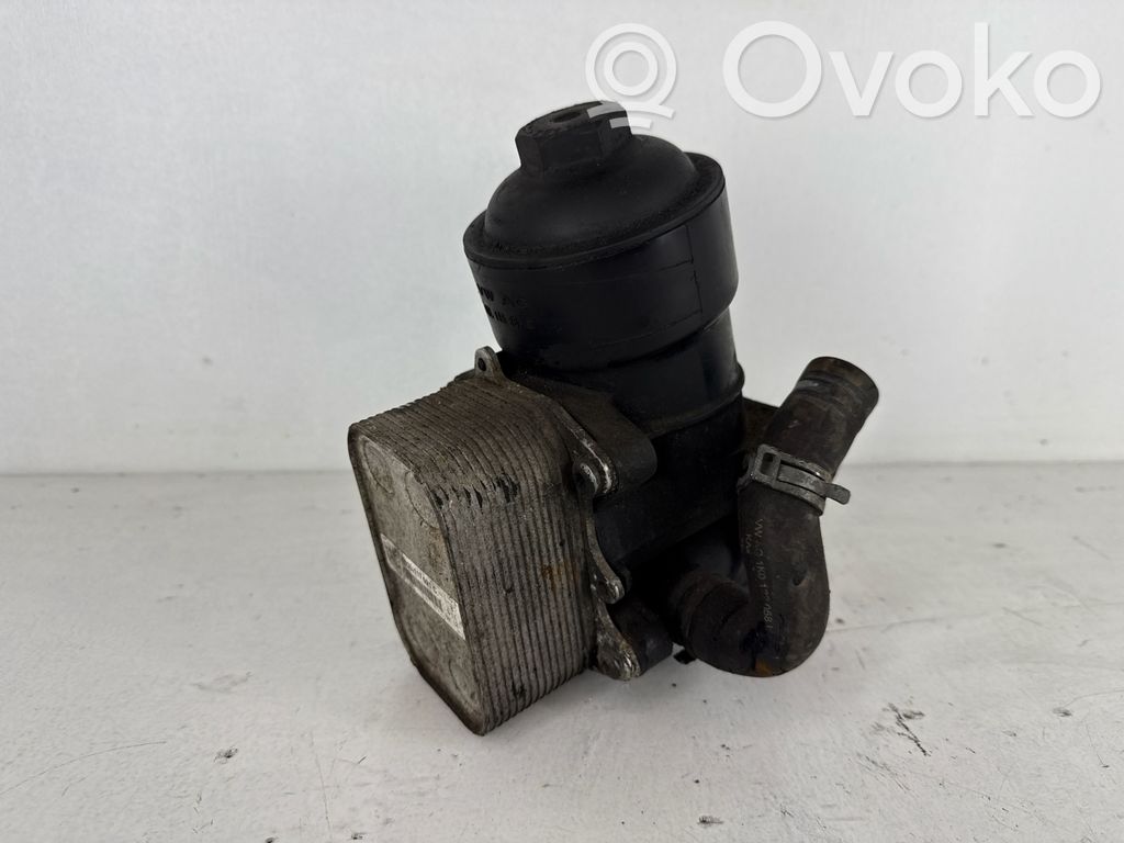 Volkswagen Touran II Oil filter mounting bracket 