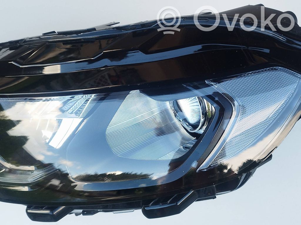 Ford Ecosport Lampa przednia 