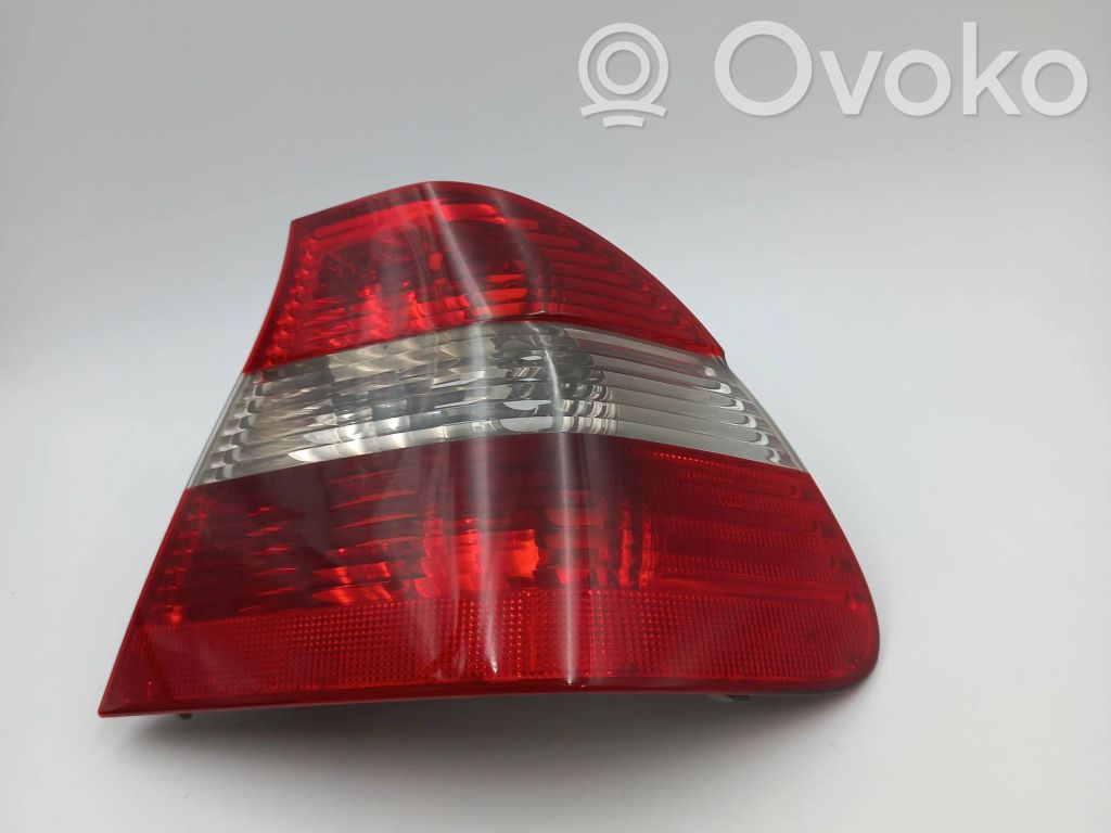 Luz trasera/de freno   6910532,0352882,388014,TS1111261