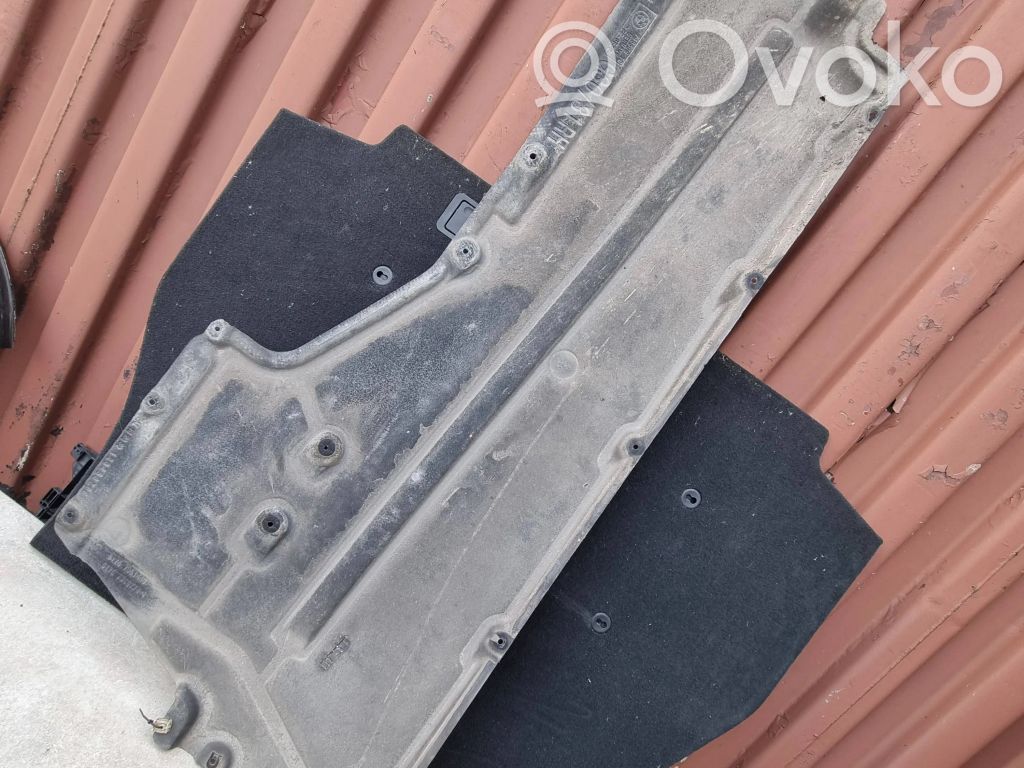 BMW 5 G30 G31 G38 Protecție inferioară laterală 