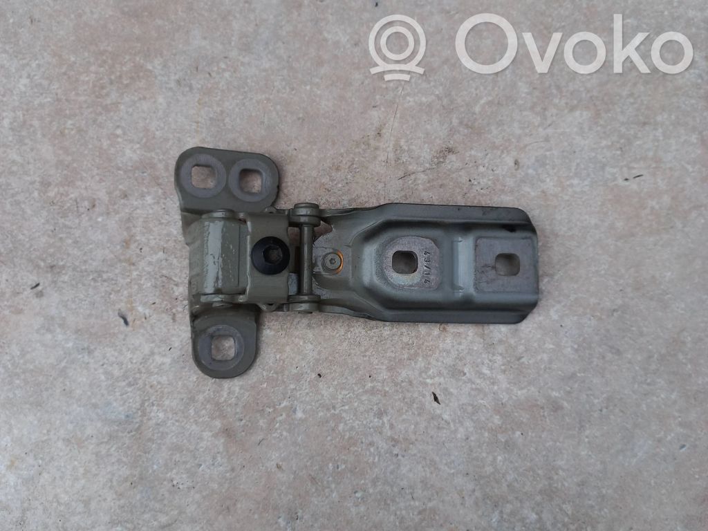 BMW 2 F45 Tailgate/trunk/boot hinge 