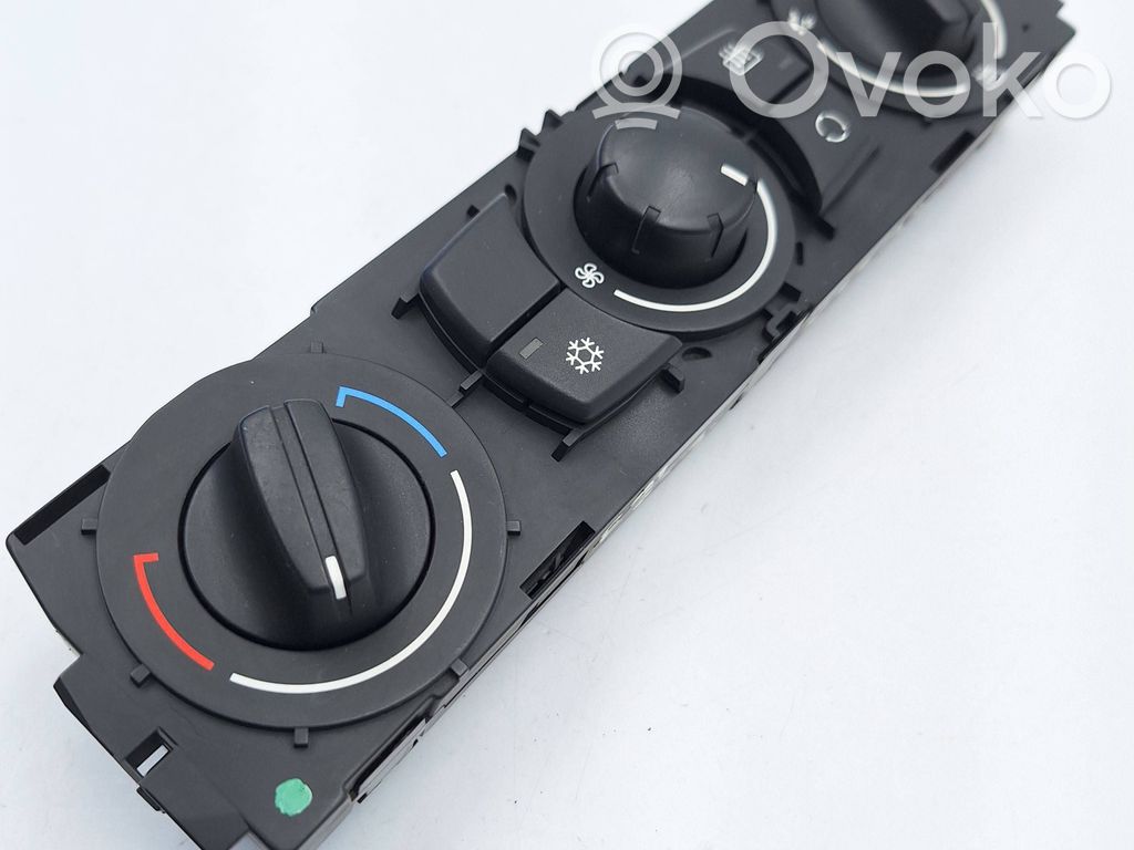 BMW 3 E90 E91 Climate control unit 