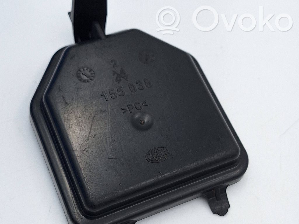 BMW 7 E65 E66 Deckel Abdeckung Scheinwerfer 