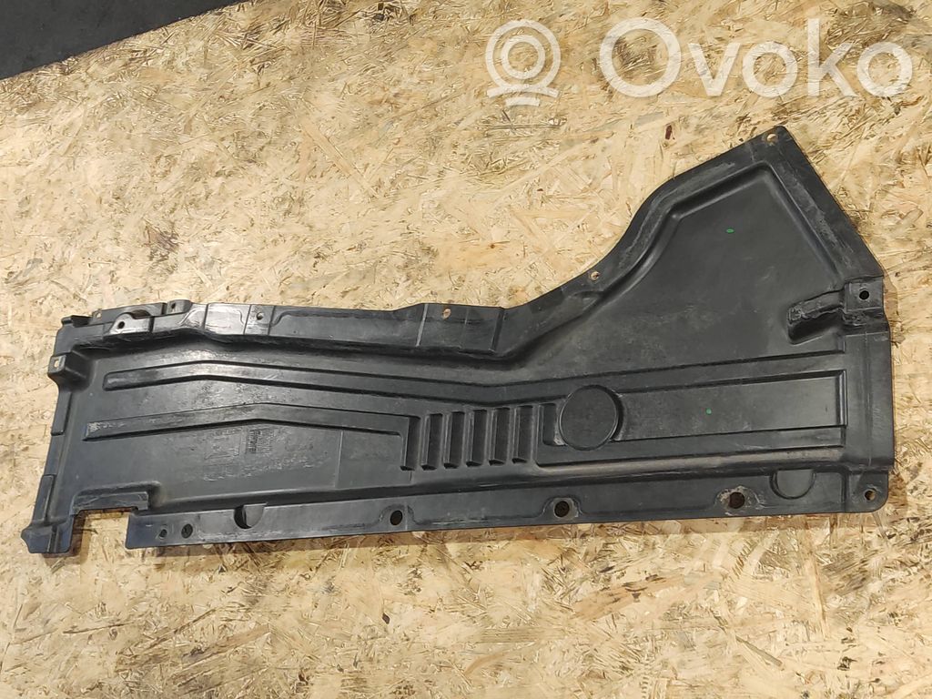 Protección inferior lateral   7158403,51757158403,77772210