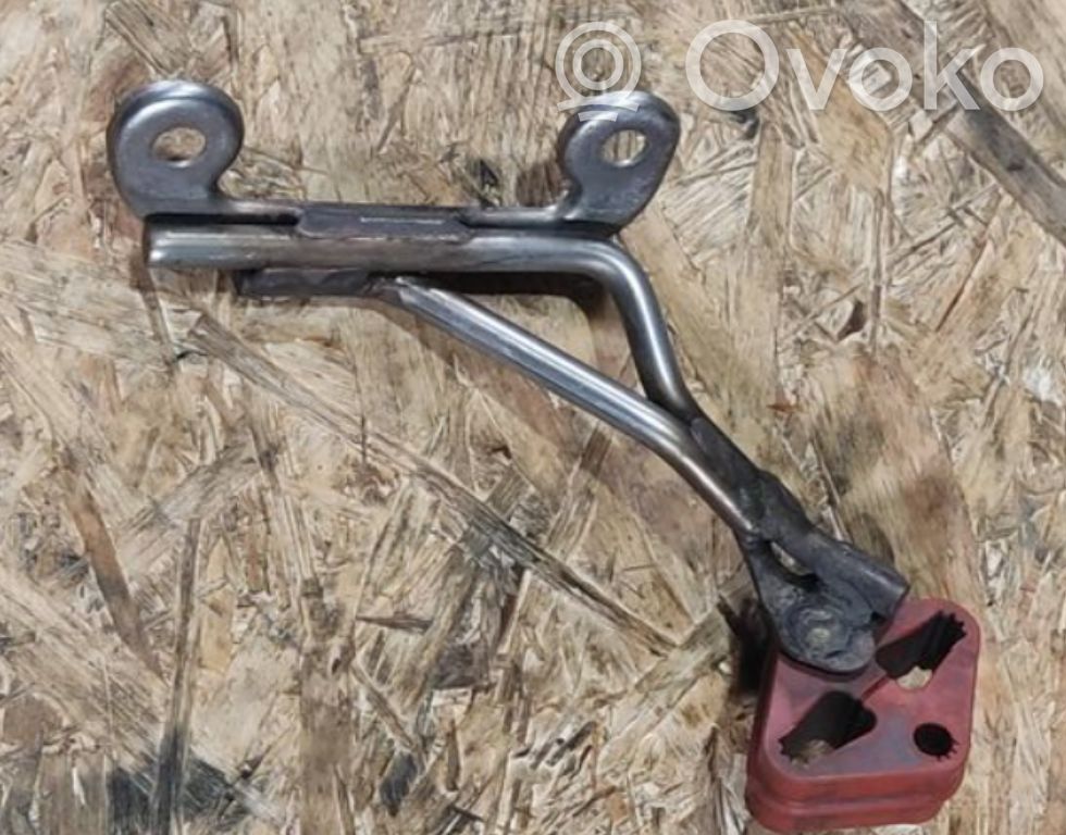 BMW 3 E90 E91 Muffler mount bracket/holder 