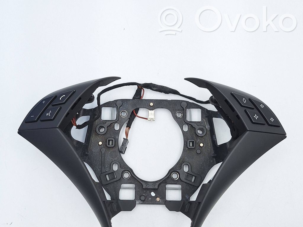 BMW 5 E60 E61 Steering wheel buttons/switches 