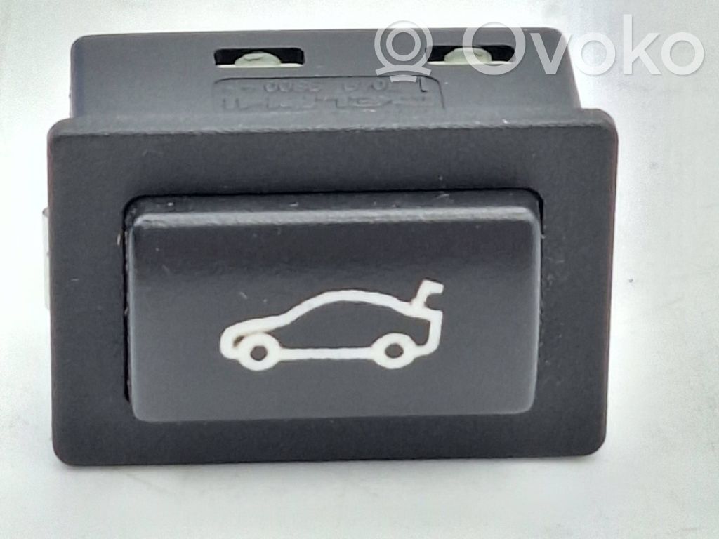BMW 5 F10 F11 Interruptor para abrir la puerta trasera 