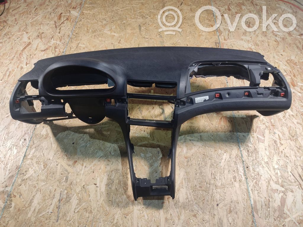 BMW 3 E46 Panelė 