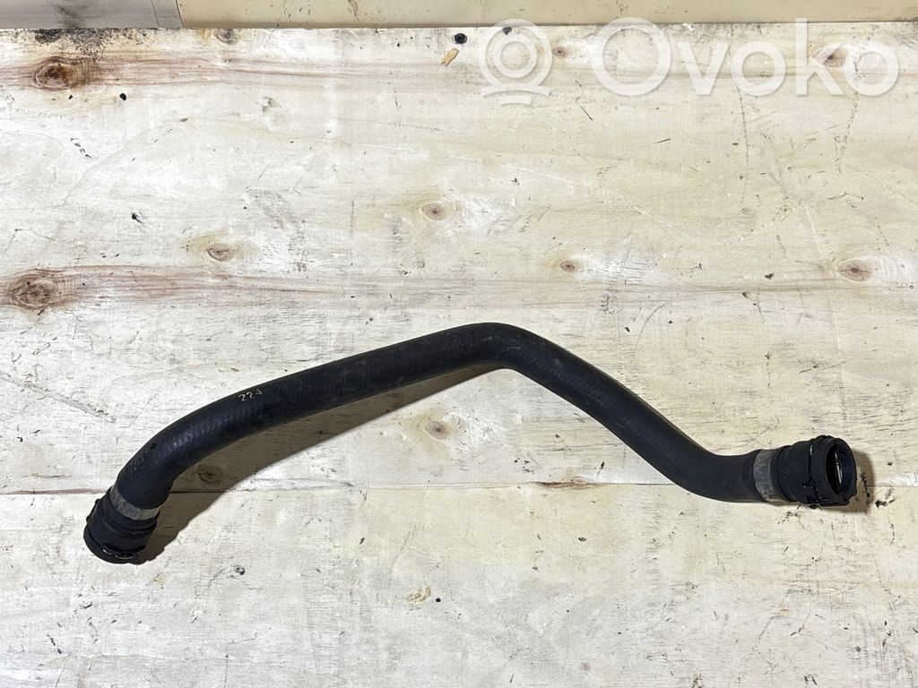 BMW 3 E46 Moottorin vesijäähdytyksen putki/letku 