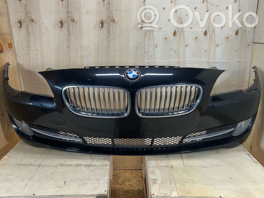 BMW 5 F10 F11 Priekinis bamperis 