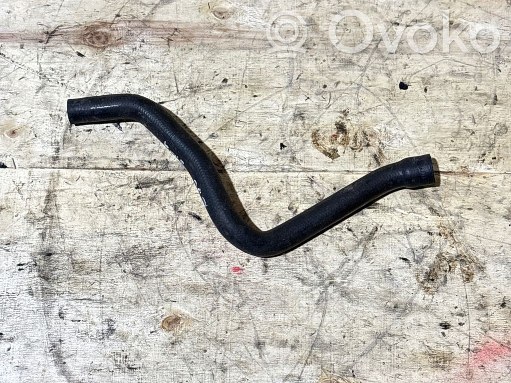 BMW 5 E39 Conductă/furtun lichid de răcire motor 