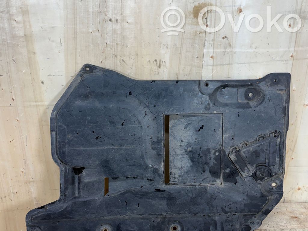 BMW 1 E81 E87 Engine splash shield/under tray 