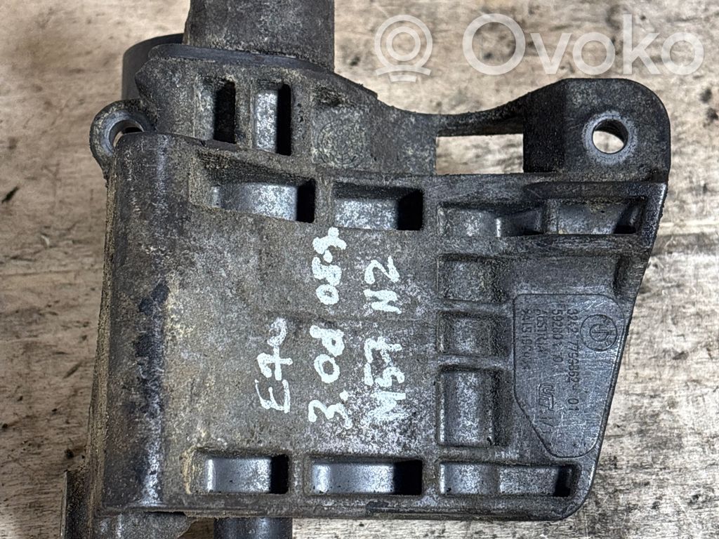 BMW X5 E70 Power steering pump mounting bracket 