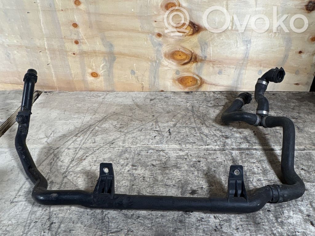 BMW 3 E90 E91 Engine coolant pipe/hose 