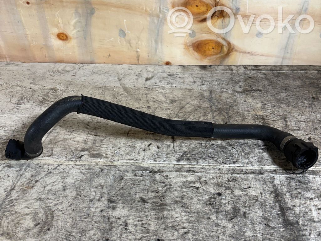 BMW X3 E83 Engine coolant pipe/hose 