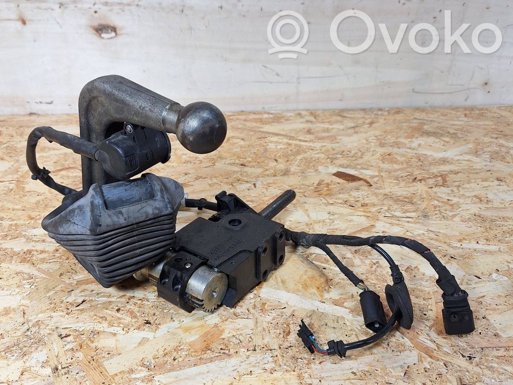 Detachable towbar   303256,6795731,6779656,6795717,71606779656,71606795731