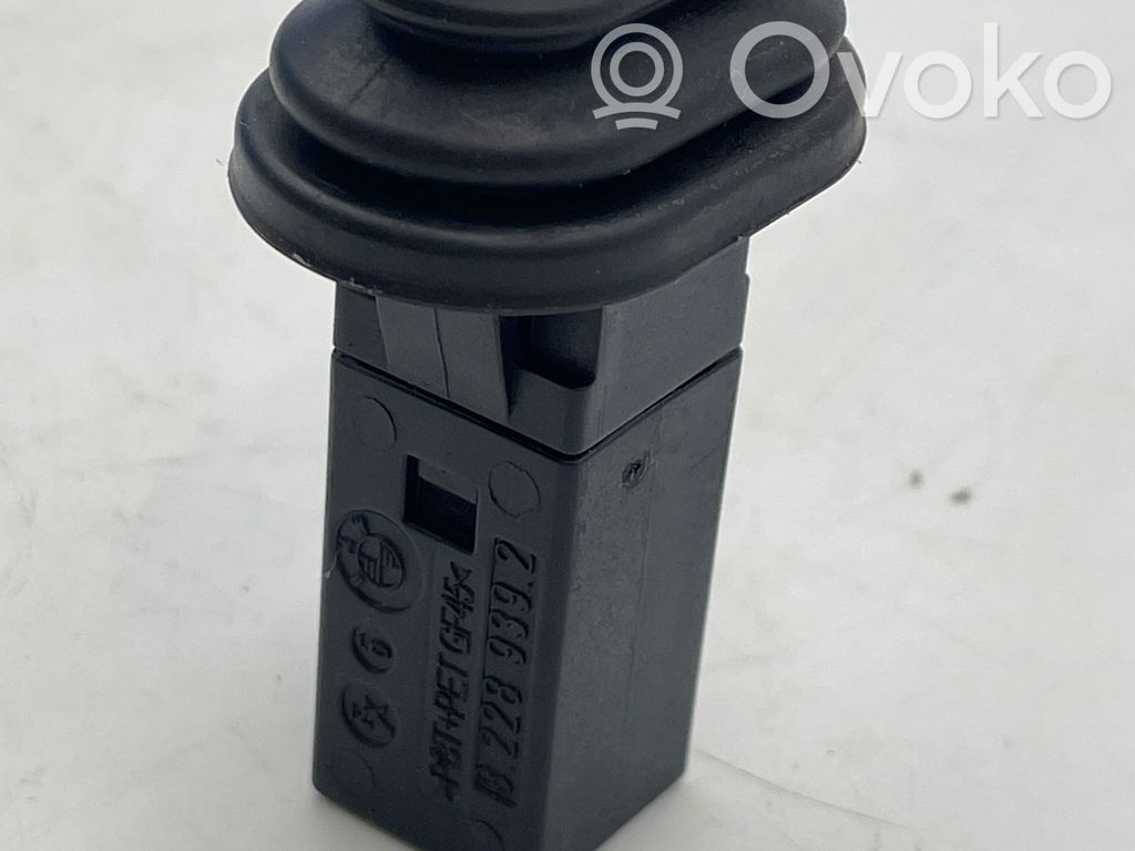 BMW 5 E60 E61 Fuel tank opening switch 