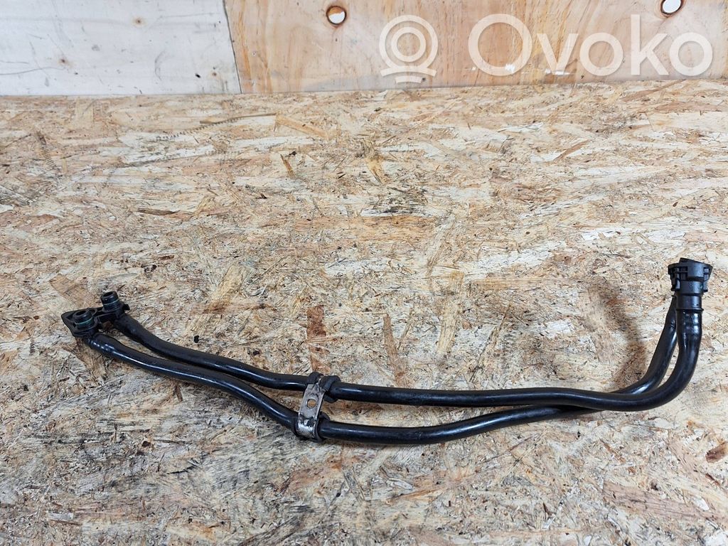 BMW 7 F01 F02 F03 F04 Engine coolant pipe/hose 