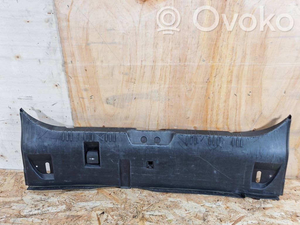 BMW 5 E60 E61 Trunk/boot sill cover protection 