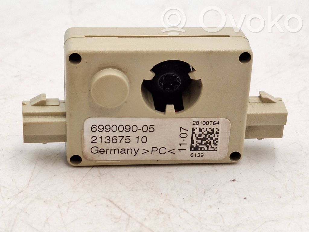 BMW 3 E90 E91 Antenos stiprintuvas 