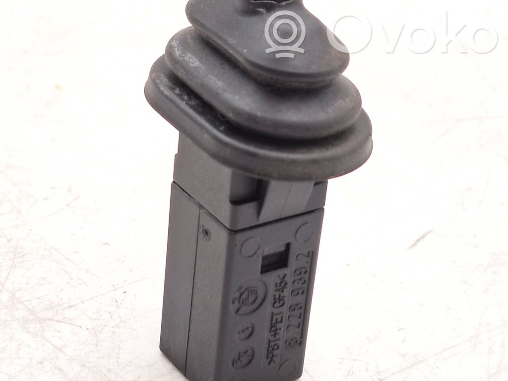 BMW X3 E83 Fuel tank cap lock 