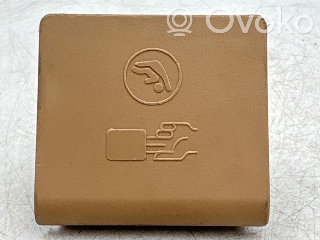 Cubierta ISOFIX   3410244,3411932,52203411932