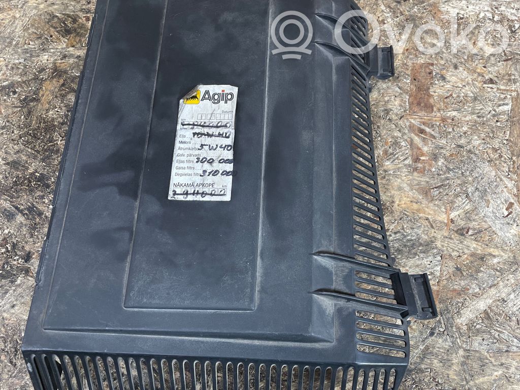 Abdeckung Deckel Luftfilterkasten   8379627,64318379627