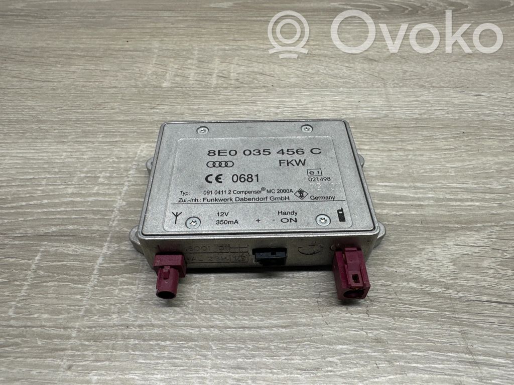 Antenas pastiprinātājs   8E0035456C,09104112