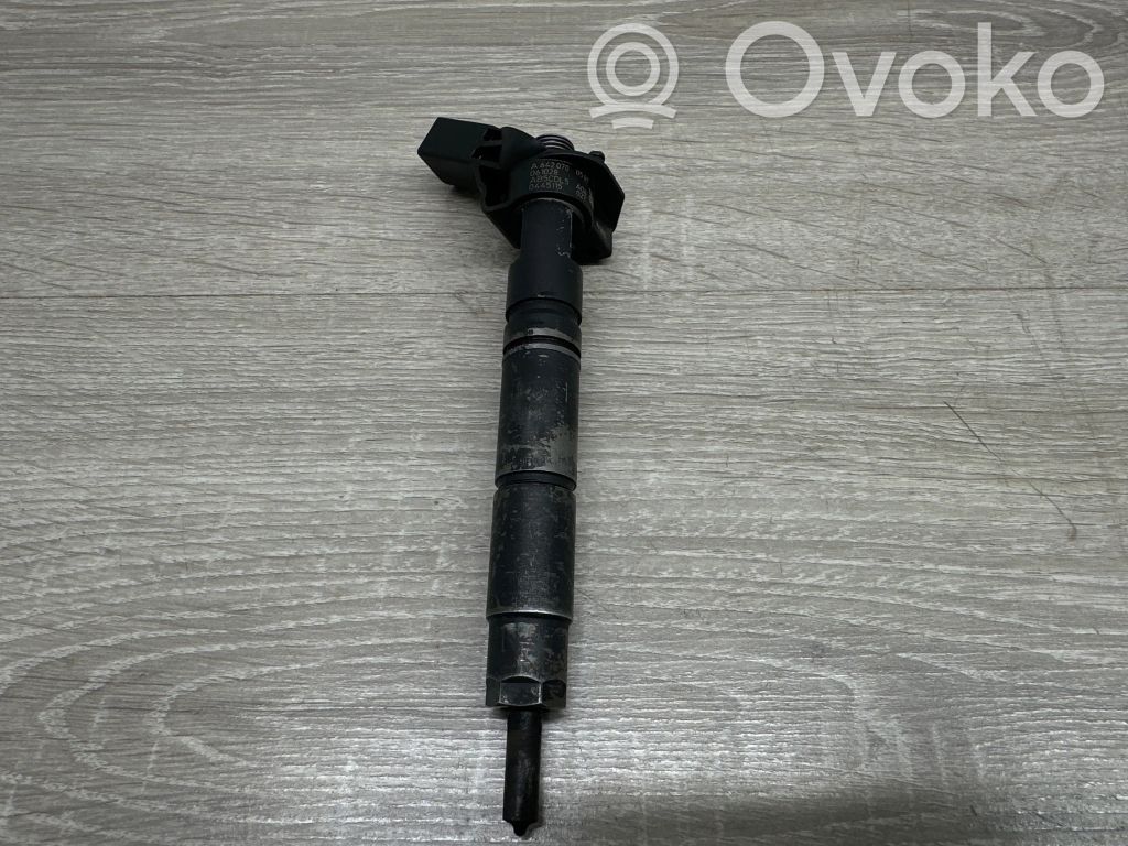 Inyector de combustible   A6420700587,061028,AB5CDL5A04,0445115027,68028405AA,A6420701387,A642070138780