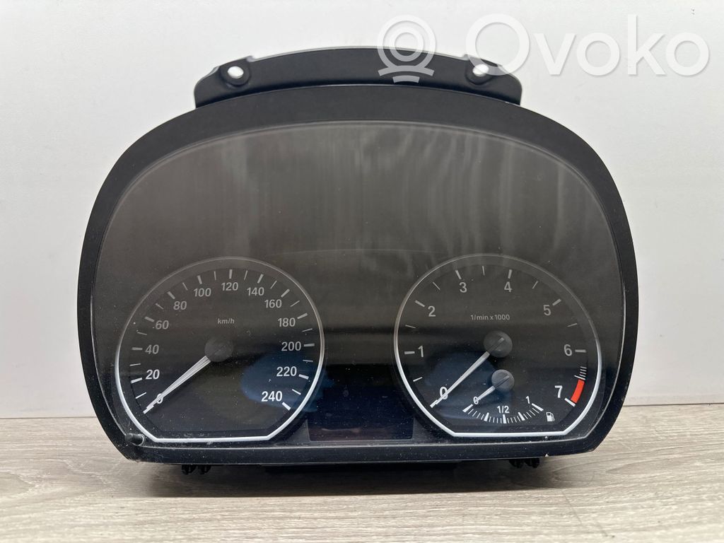 BMW 1 E81 E87 Nopeusmittari (mittaristo) 