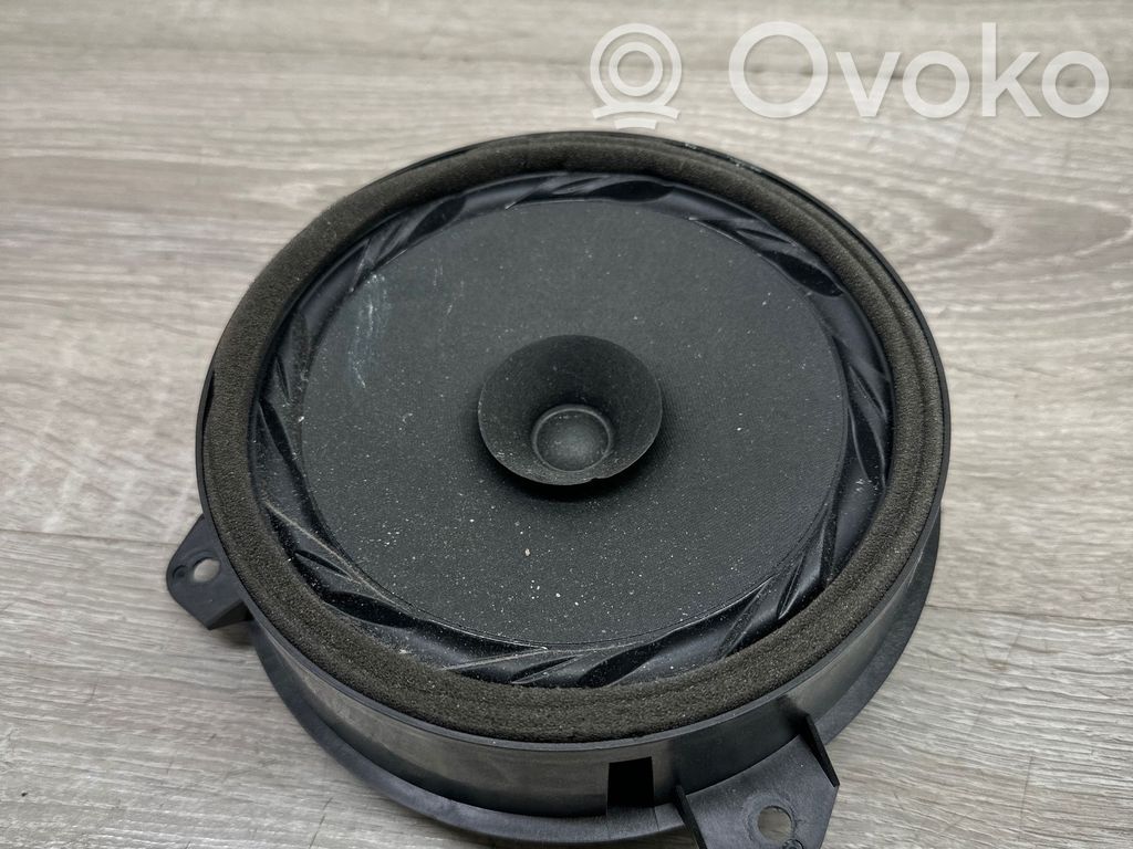 Takaoven kaiutin   86301SG010
