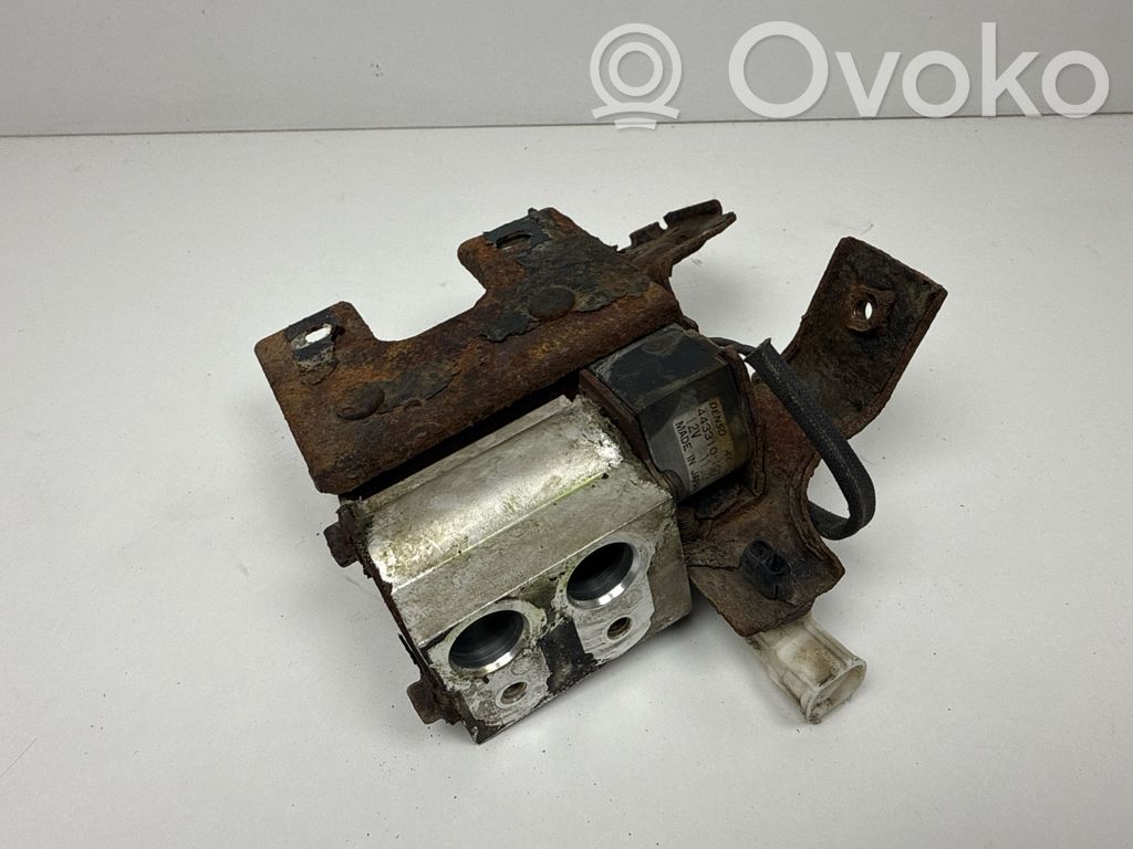 Subaru Legacy Klimaventil Expansionsventil 