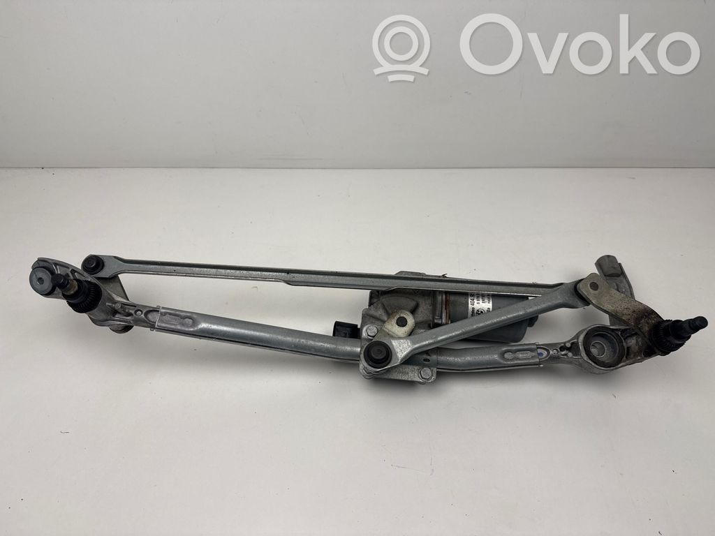 Front wiper linkage and motor   6978263