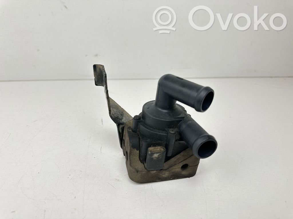 BMW 7 F01 F02 F03 F04 Pompa cyrkulacji / obiegu wody 