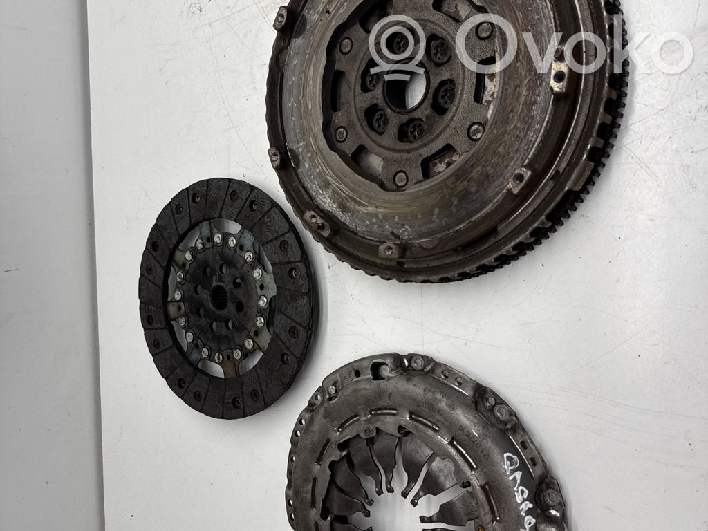 Nissan Qashqai Kit ambreiaj 