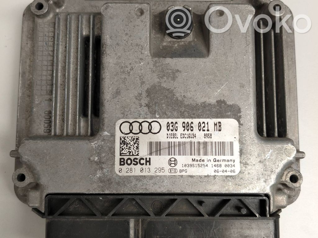 Audi A3 S3 8P Engine control unit/module 