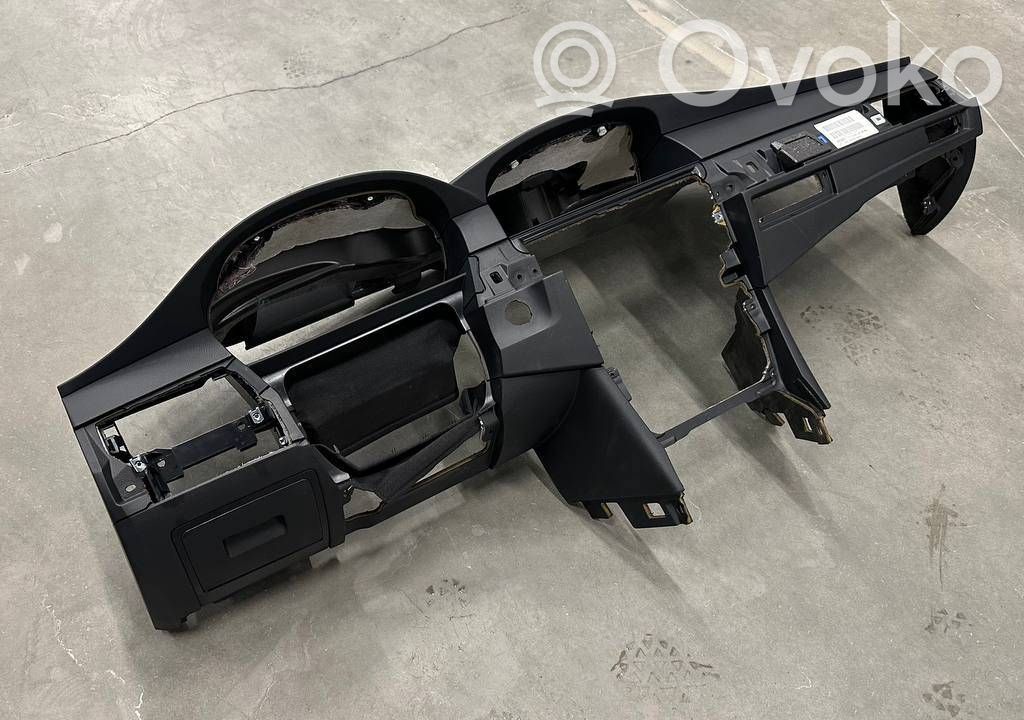 BMW 5 E60 E61 Panelė 