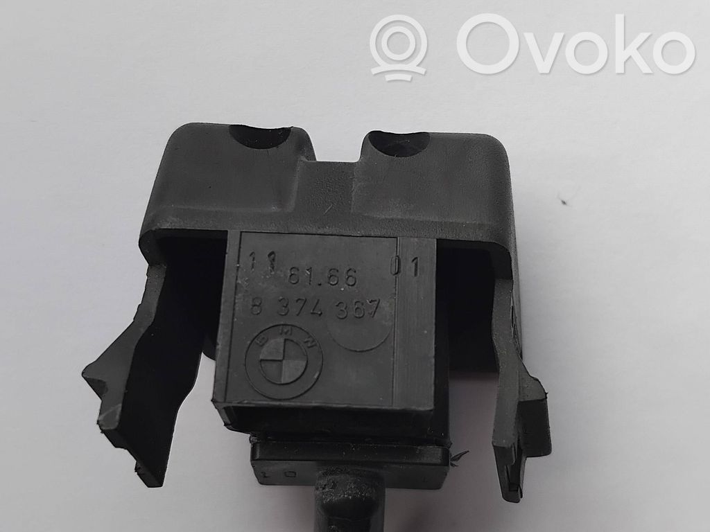 BMW 3 E46 Windshield washer spray nozzle 