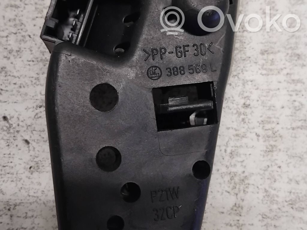 BMW 3 E46 Lampy tylnej klapy bagażnika 