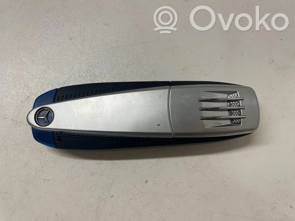 Mercedes-Benz E W211 Bluetooth control unit module 