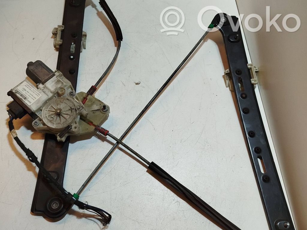 BMW X3 E83 Front door window regulator with motor 
