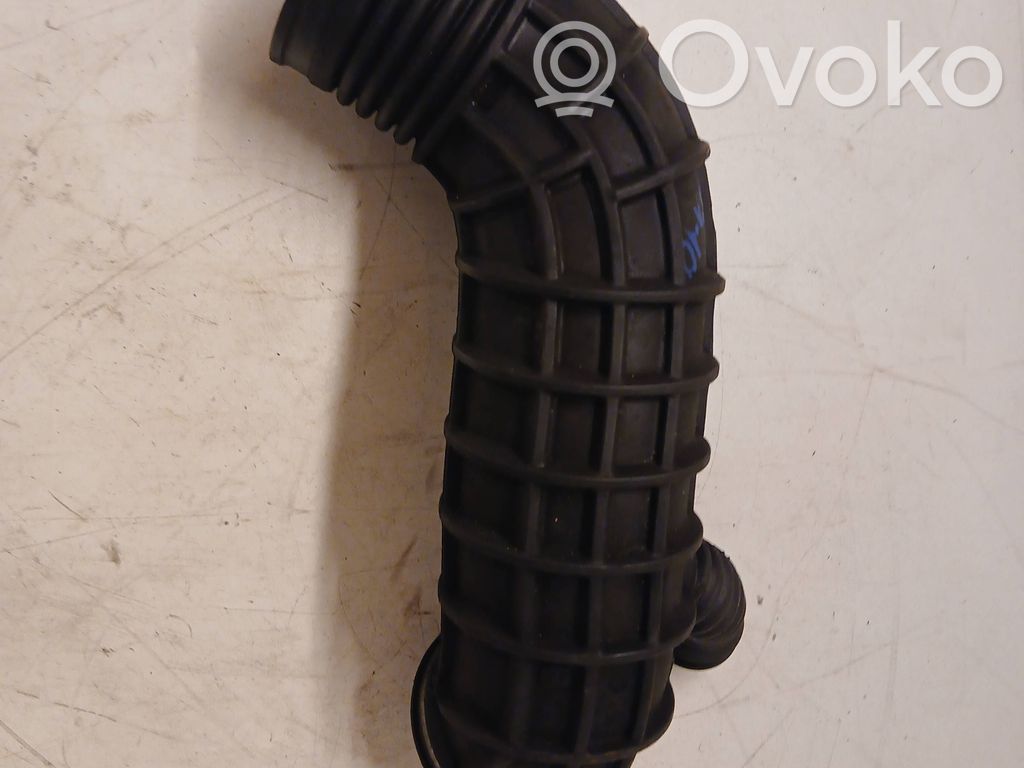 BMW 1 E81 E87 Air intake duct part 