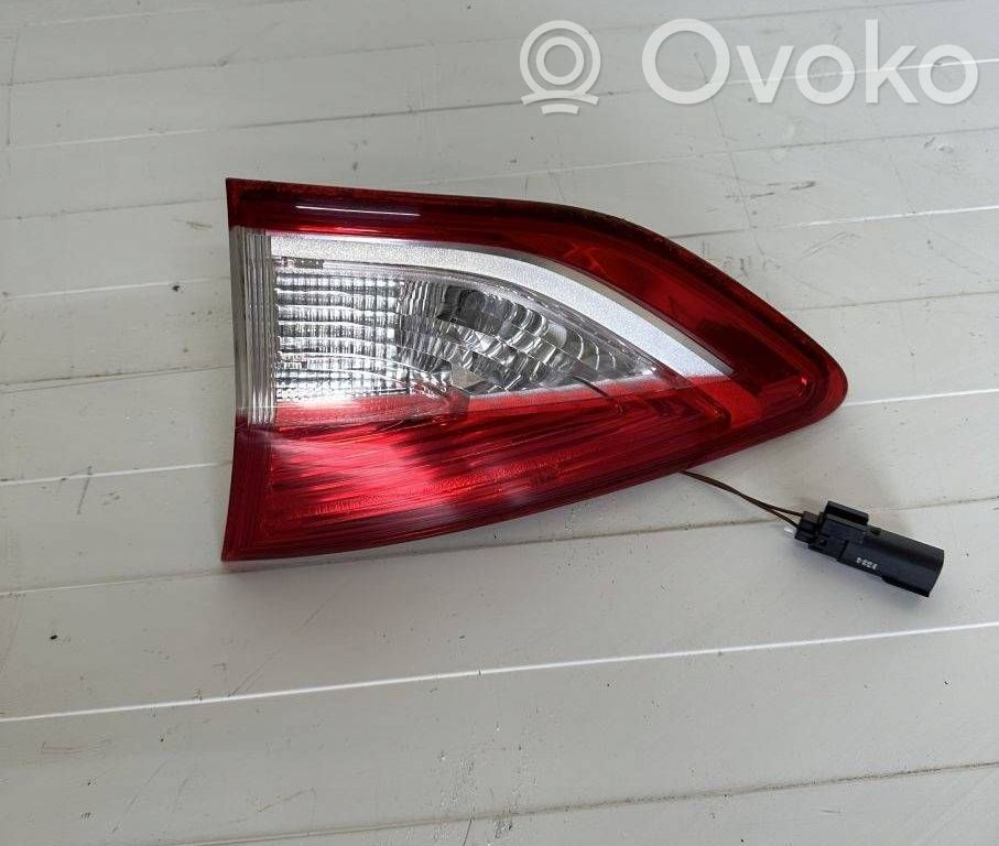 Ford Kuga II Takavalot 