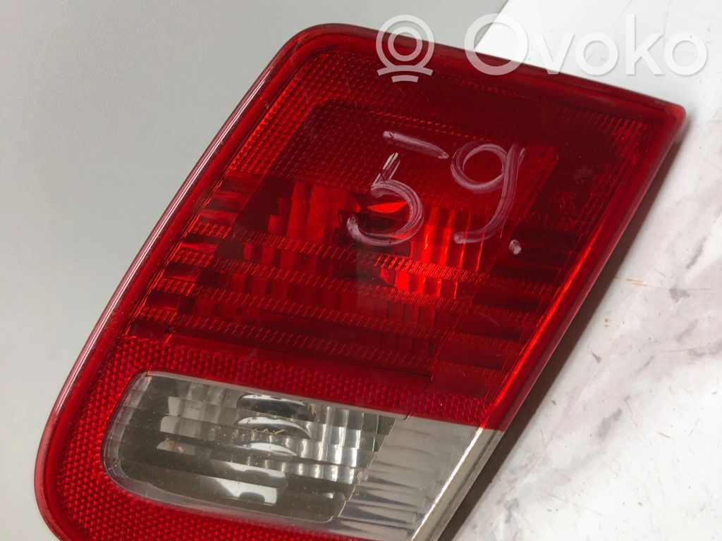 Volkswagen Touran I Tailgate rear/tail lights 