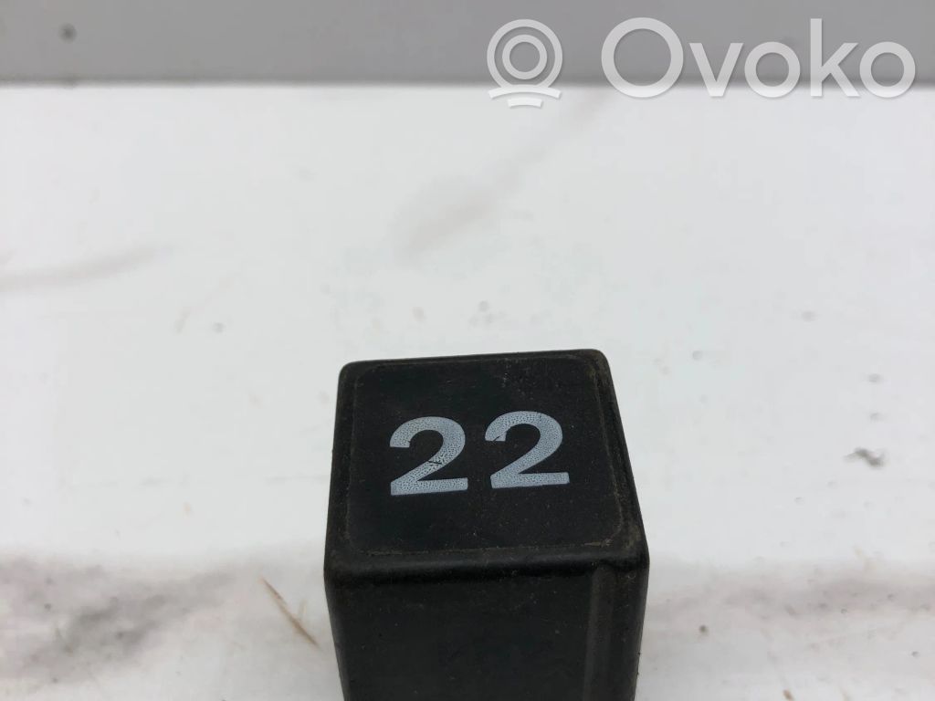 Audi A4 S4 B8 8K Inne przekaźniki 
