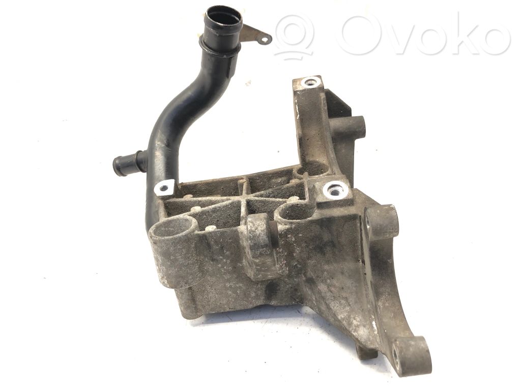Audi Q7 4L Power steering pump mounting bracket 