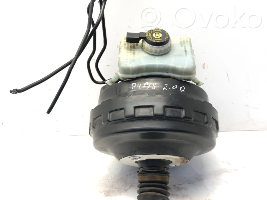 Audi A4 S4 B8 8K Wspomaganie hamulca 