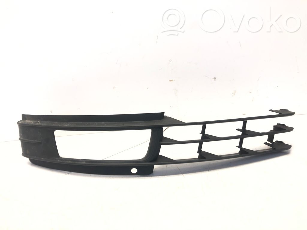 Audi A6 S6 C6 4F Front bumper lower grill 