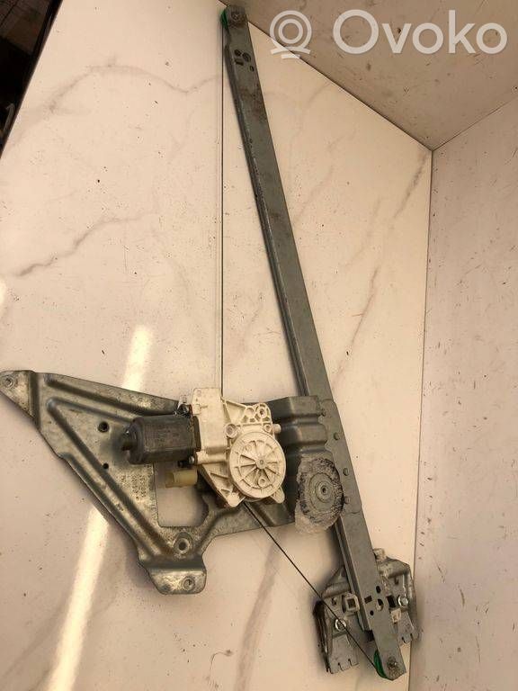 Mercedes-Benz Sprinter W906 Front door window regulator with motor 